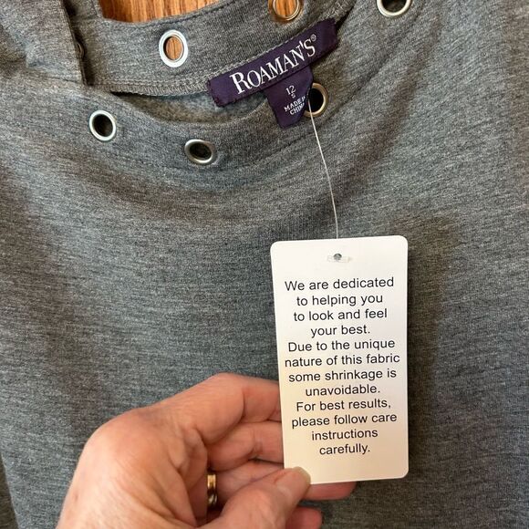 Roaman’s size 12 NWT gray sweatshirt grommet embellished long sleeve - Picture 5 of 7